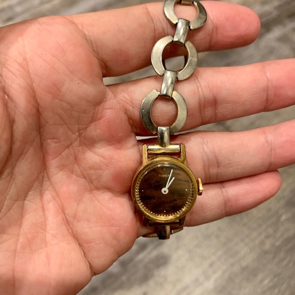 Timex Watch - Picture 2 of 3